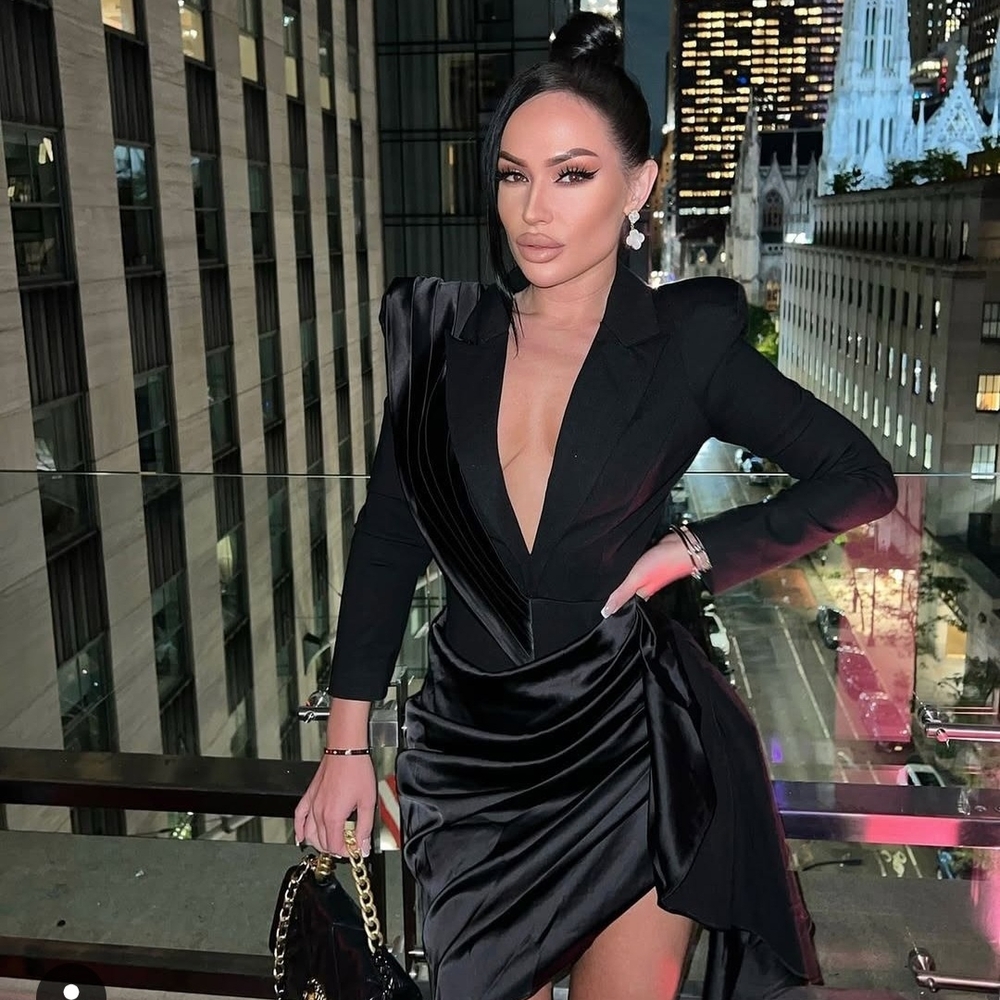 Fashion Nova Akaira Blazer Dress - Picture 2 of 5